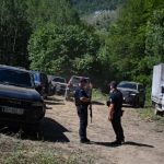 Gërmimet për varreza masive në Zubin Potok, reagon për herë të parë Vuçiç: Po ushtrohet terror ndaj serbëve