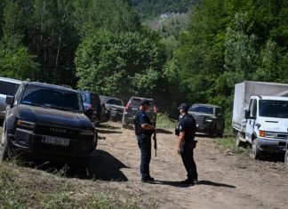 Gërmimet për varreza masive në Zubin Potok, reagon për herë të parë Vuçiç: Po ushtrohet terror ndaj serbëve