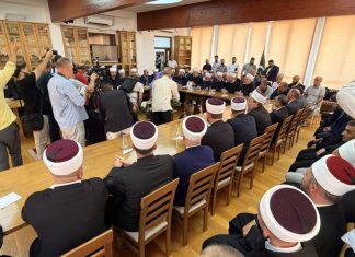 Pas 19 vitesh përçarje, komuniteti musliman në Serbi drejt bashkimit institucional