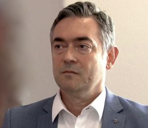 Info Shqip: Prapa dyerve të mbyllura të Ohrit 2001: Si u shkrua, u nënshkrua fshehurazi dhe u “tret” dokumenti origjinal