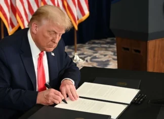 Trump nënshkruan urdhrin ekzekutiv – nuk ka shtetësi amerikane përmes lindjes së fëmijëve