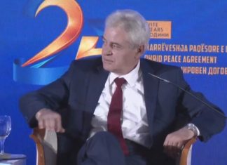 Ali Ahmeti: “Larg duart nga Marrëveshja e Ohrit, kushdo që tenton ta rrënojë gjuhën shqipe”