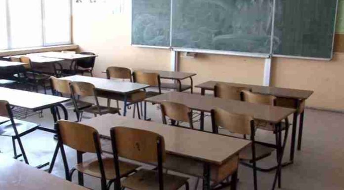 auto_shkolla_klasa_derrasa_e_zeze_shkumesi1525601470-780x439-1
