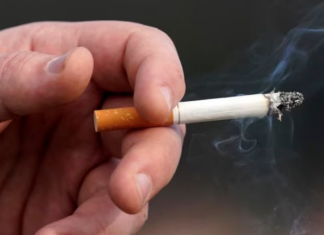 Pothuajse një në katër qytetarë pinë duhan çdo ditë në Maqedoninë e Veriut