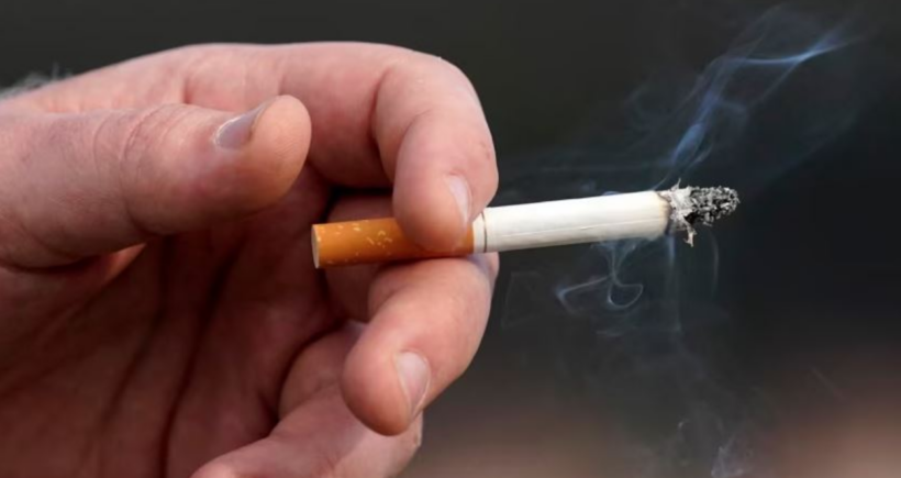 Pothuajse një në katër qytetarë pinë duhan çdo ditë në Maqedoninë e Veriut