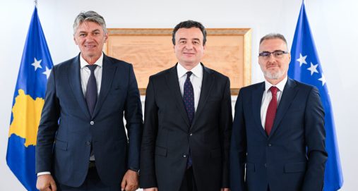 Info Shqip: Sela dhe Aziri në takim tek Kurti, çka u bisedua?