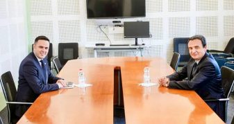 Info Shqip: Deputeti i LVV-së: Bisedimet me LDK-në po ecin mirë, jemi në rrugë të mbarë për presidentin