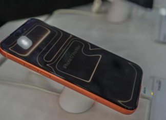 Apple thuhet se po teston iPhone më të madh ndonjëherë