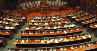 Info Shqip: PDK kërkon seancë, deputetët sot në Kuvend