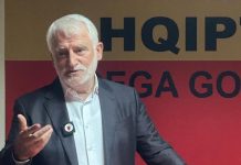 Thaçi: Mickovski sillet si të jetë kryeministër vetëm i maqedonasve, i ka harruar shqiptarët