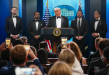 Rekord historik në Shtëpinë e Bardhë: 57 zyrtarë të Trump zotërojnë pasuri përrallore secili nga mbi 100 milionë dollarë
