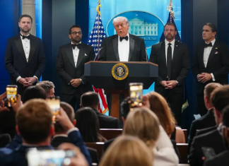 Rekord historik në Shtëpinë e Bardhë: 57 zyrtarë të Trump zotërojnë pasuri përrallore secili nga mbi 100 milionë dollarë