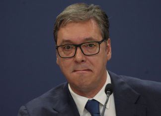 Vuçiq: Pavarësisht presionit, Serbia nuk do ta njohë Kosovën