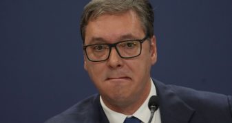 Info Shqip: Vuçiq: Pavarësisht presionit, Serbia nuk do ta njohë Kosovën