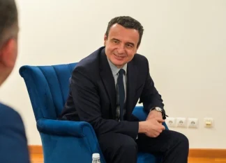 Nga Kaçaniku te Pavarësia: Kurti kujton 36-vjetorin e Republikës