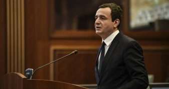 Info Shqip: Albin Kurti: Donika Gërvalla është objektiv i gabuar