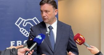 Info Shqip: Osmani: Kemi komunikuar me VMRO-n, po përgatitemi për zgjedhje të parakohshme në pranverë