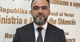 Info Shqip: Zv/ministri Sulejmani publikon dokument per paralelet shqipe ne “Penko”