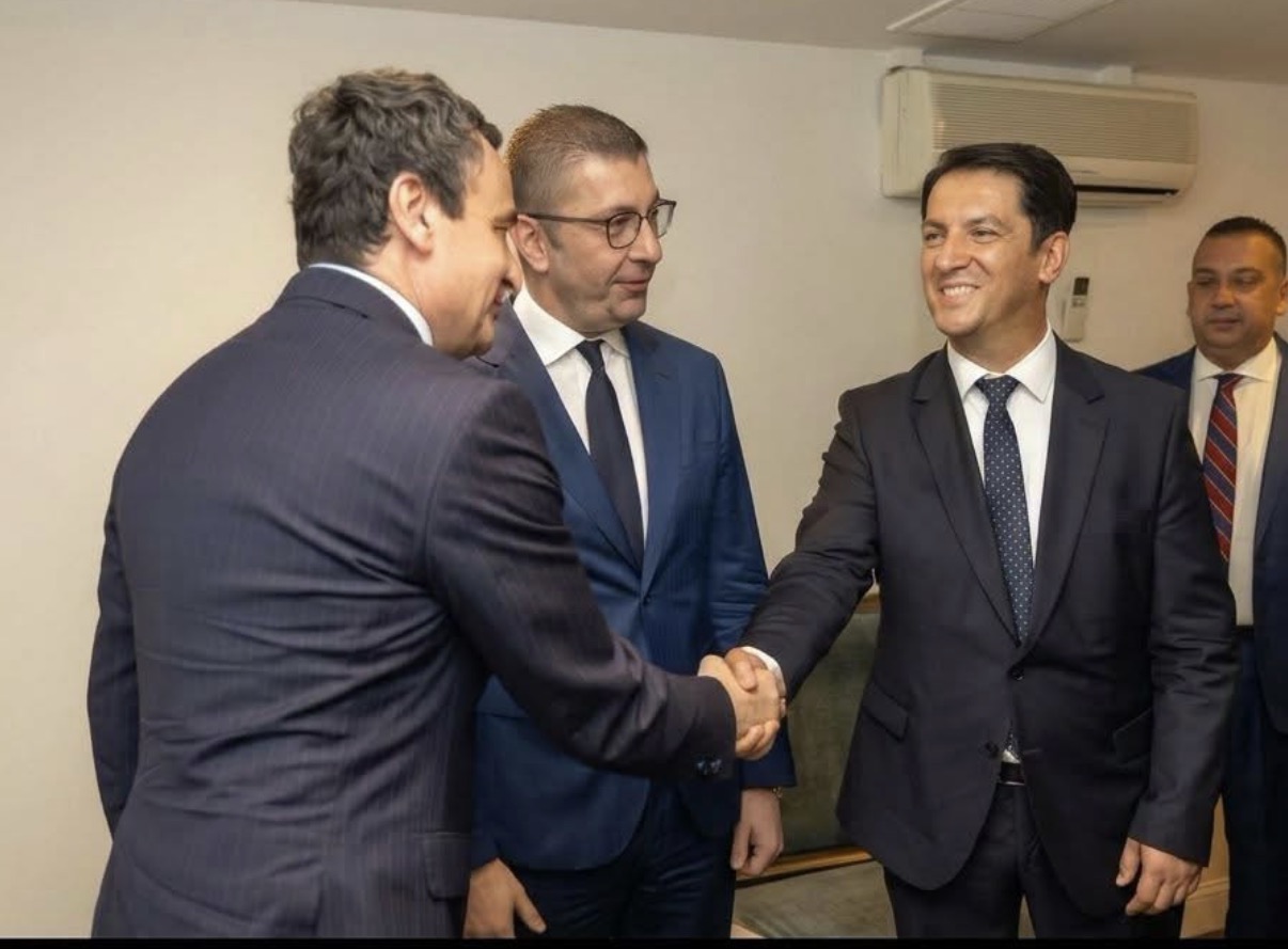 Bekim Sali në takim me Albin Kurtin në Nju Jork: RMV dhe Kosova janë fqinjë me lidhje të afërta