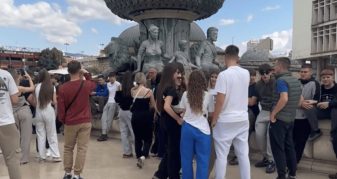 Info Shqip: Turqit dominojnë Shkupin! 741 mijë 466 turistë vizitojnë Maqedoninë
