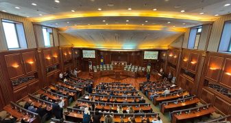 Info Shqip: Rrustemi i VV-së: Ende kemi shans ta gjejmë një president dhe t’i shmangim zgjedhjet