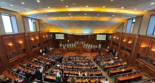 Info Shqip: Rrustemi i VV-së: Ende kemi shans ta gjejmë një president dhe t’i shmangim zgjedhjet