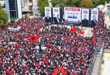 Sot protestë gjithëpopullore, policia vjen me një thirrje për pjesëmarrësit