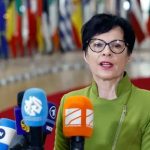 Info Shqip: Marta Kos pas anulimit të vizitës në Beograd pas glorifikimit të Mlladiqit: Si mund t’i shikoja nënat e Srebrenicës?