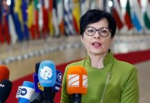 Marta Kos pas anulimit të vizitës në Beograd pas glorifikimit të Mlladiqit: Si mund t’i shikoja nënat e Srebrenicës?