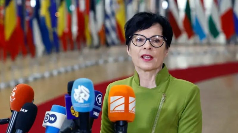Marta Kos pas anulimit të vizitës në Beograd pas glorifikimit të Mlladiqit  Si mund t i shikoja nënat e Srebrenicës 