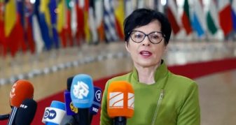 Info Shqip: Marta Kos anulon vizitën në Serbi: Glorifikimi i Mlladiqit është i papajtueshëm me vlerat e BE-së