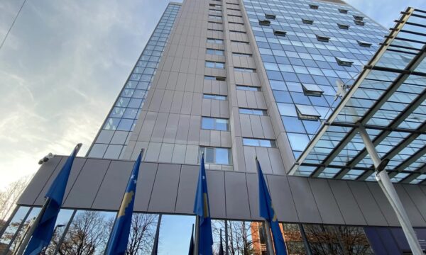 Qeveria-e-Kosoves-1-600x360