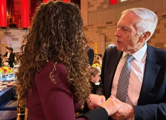 Osmani takon ish-komandantin suprem të NATO-s, Wesley Clark