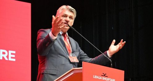 Info Shqip: Sela: Në protestat për UÇK-në duhet të jenë edhe Kasami, Mexhiti dhe çdo qytetar shqiptar