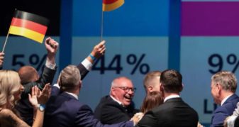 Info Shqip: A rrezikohen shqiptarët nga politikat e AfD-së? Deputeti Teich jep përgjigjen pas fitores në Sachsen-Anhalt