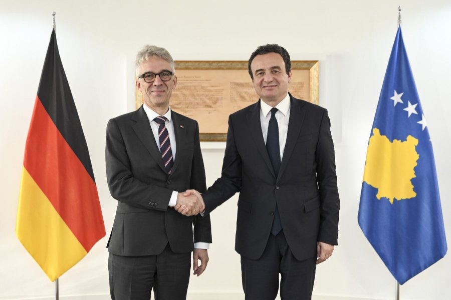 Ambasadori gjerman uron Kurtin për rizgjedhje  Presim rifillimin e dialogut me Serbinë