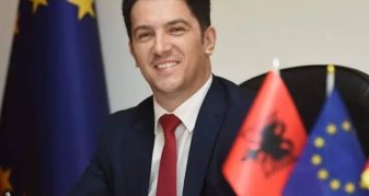 Info Shqip: Bekim Sali: Liria e një populli nuk mund të jetë subjekt i asnjë gjyqi, UÇK-ja mbetet krenaria e kombit shqiptar