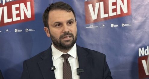 Info Shqip: Durmishi: Ali Ahmeti u detyrohet shqiptarëve të vërtetën për Marrëveshjen e Ohrit dhe gjuhën shqipe