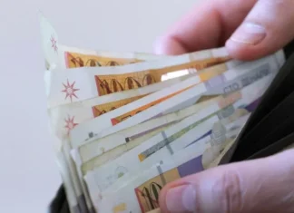 Pensionistët me më shumë para muajin e ardhshëm – pensionet rriten për 3%
