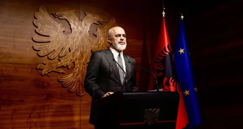 Info Shqip: Thirrja urgjente: Rama mesazh shqiptareve nga Rinasi direkt pas kthimit nga SHBA, zbardhen detajet