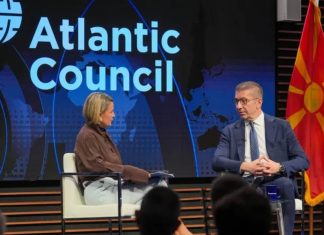 Mickoski: Në Maqedoninë e Veriut ka rreth 3 mijë bullgarë, pse duhet t’i fusim në Kushtetutë?