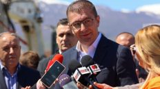 Info Shqip: Mickoski: Në Shkollën e mesme të policisë do të ketë paralele në gjuhën shqipe