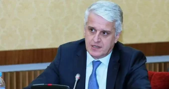 Info Shqip: ​Majko: Haga na bëri të qartë se Kosova s’ka tjetër veç Shqipërisë dhe Shqipëria s’ka tjetër veç Kosovës