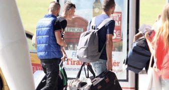 Info Shqip: Eksodi i të rinjve po e zbraz Maqedoninë e Veriut: Mbi 22 mijë banorë më pak çdo vit