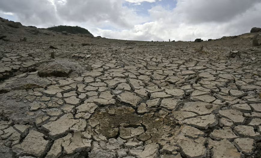 El Niño alarmon botën  Paralajmërim për mot ekstrem dhe temperatura rekord