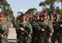 A po i afrohet Tirana një skenari ekstrem: Ushtria në rrugë?