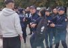 Arrestime masive në Korçë, tensione gjatë protestës së të rinjve (VIDEO)
