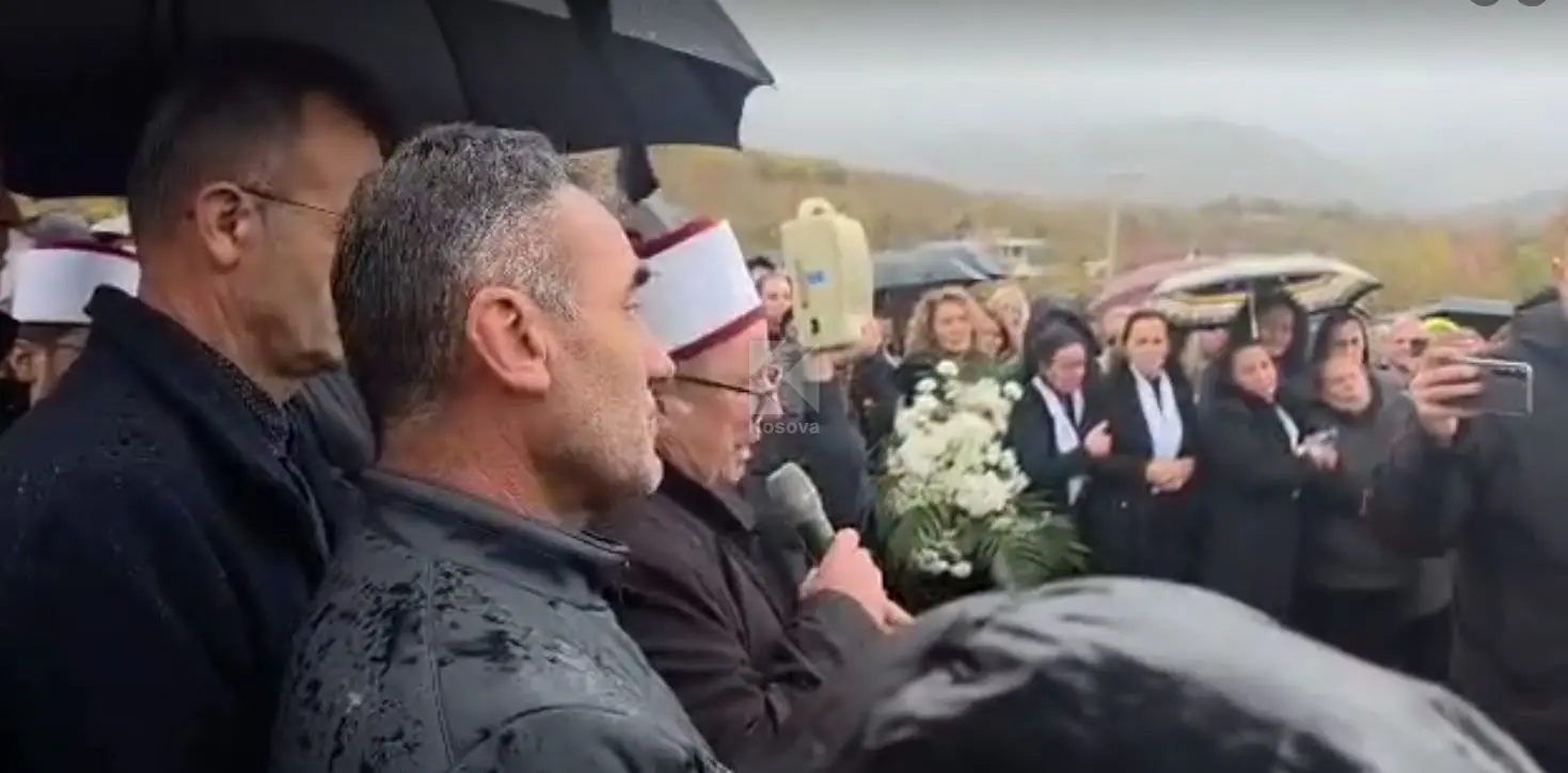 Hoxha  E kam një lutje te populli  boll ma  Zotit i lutem të jetë rasti i fundit 