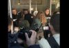 Protestuesit bllokojnë hyrjen e Ministrisë së Drejtësisë: Kërkohet drejtësi për Arlinda Zekajn
