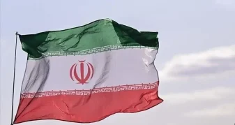 Info Shqip: Irani vendos 7 kushte të reja për rihapjen e ngushticës së Hormuzit dhe rifillimin e bisedimeve